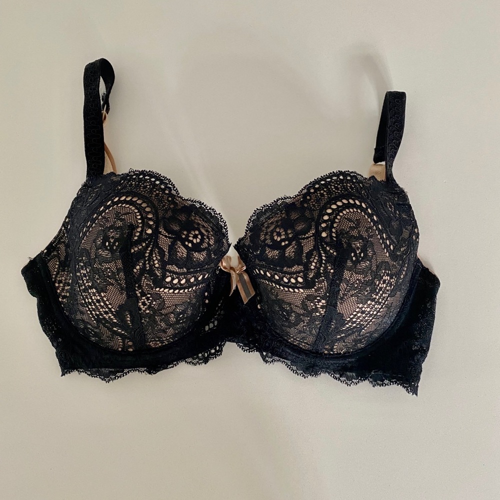 Le Mystere designer lace bra
